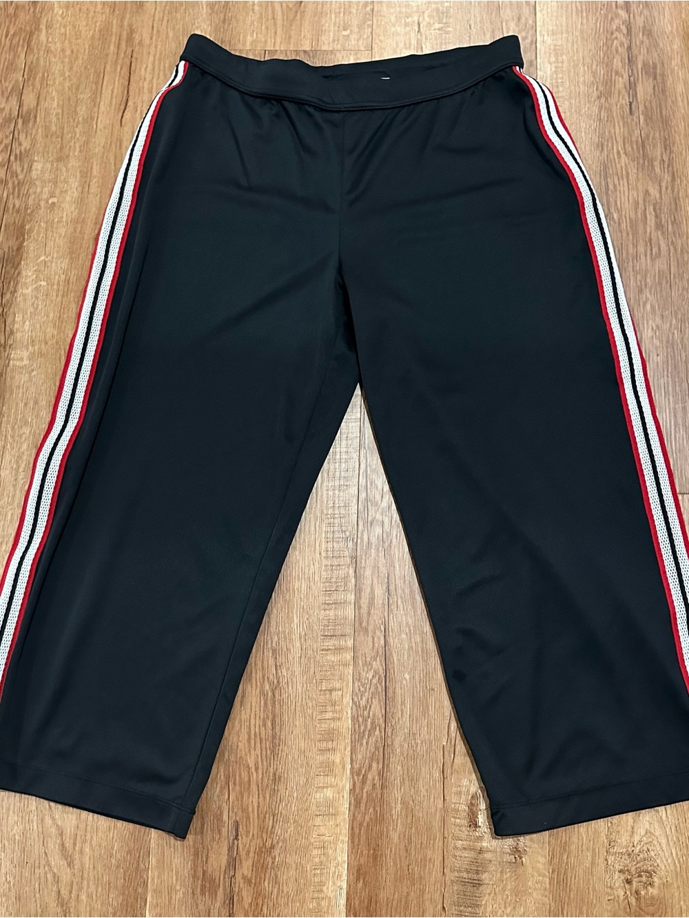 Y2K Capri Pant Black Athletic Track Pants with Red and White Side Stripes